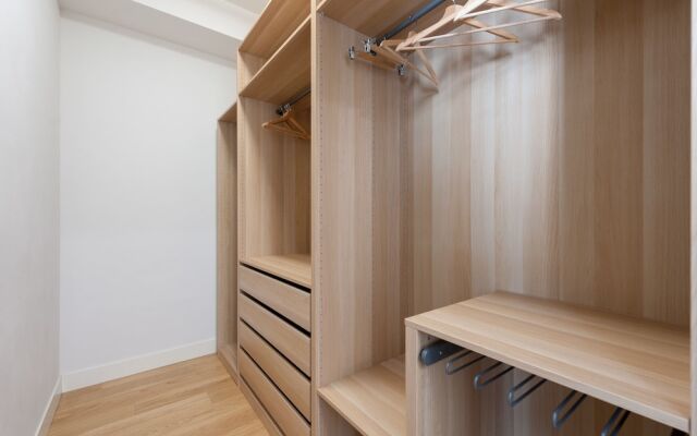 New apartment downtown modern and quiet