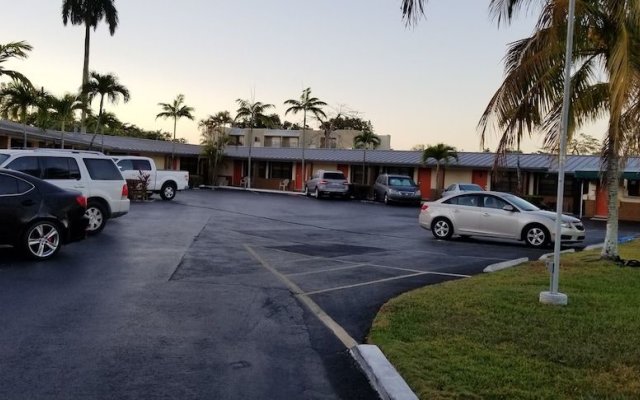 Deluxe Inn Motel - Homestead