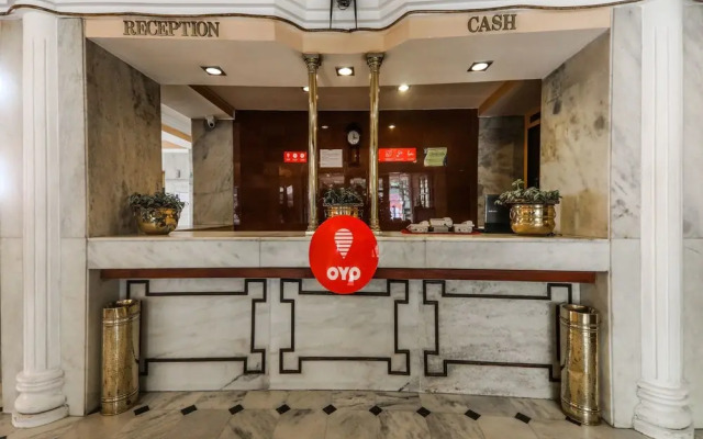OYO 16017 Hotel Alpine Continental