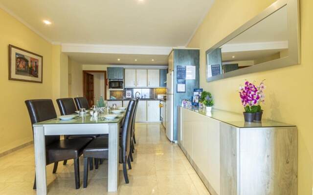 Apartment - 3 Bedrooms with WiFi and Sea views - 107925