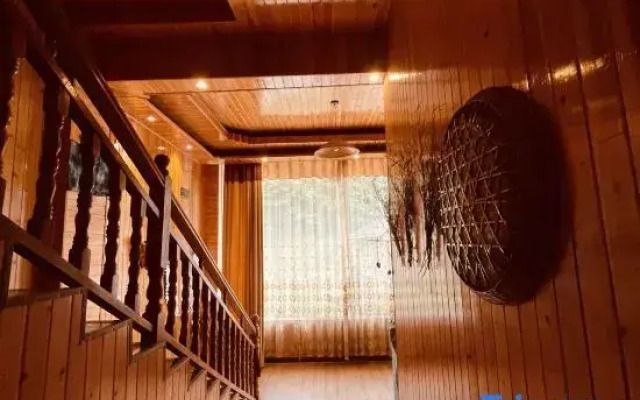 Zhaoxing Dongzhai Guiyu View Inn
