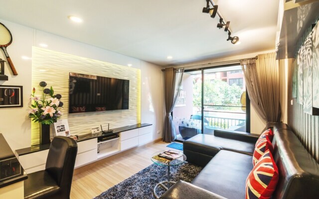 Bluroc Hua Hin by FavStay