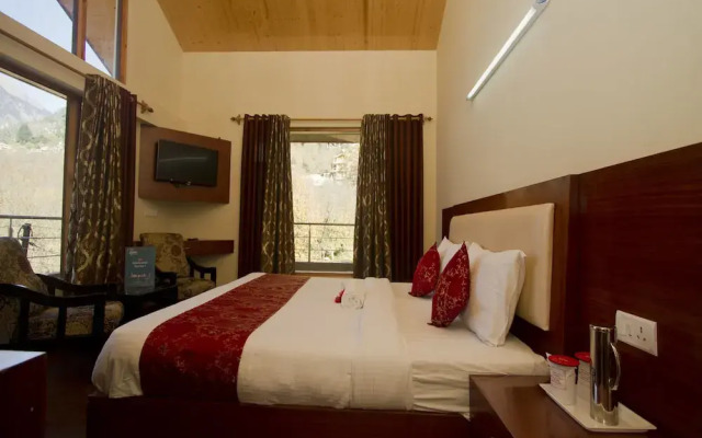 OYO 2943 Hotel Eco Groves