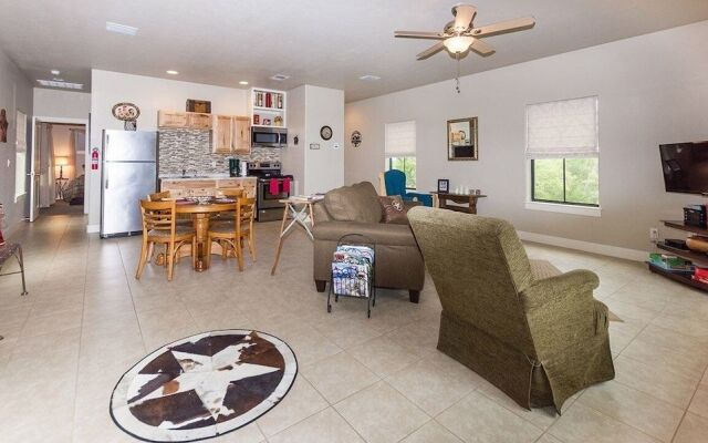 Far View Gasthaus 2 Bedroom Apts by RedAwning