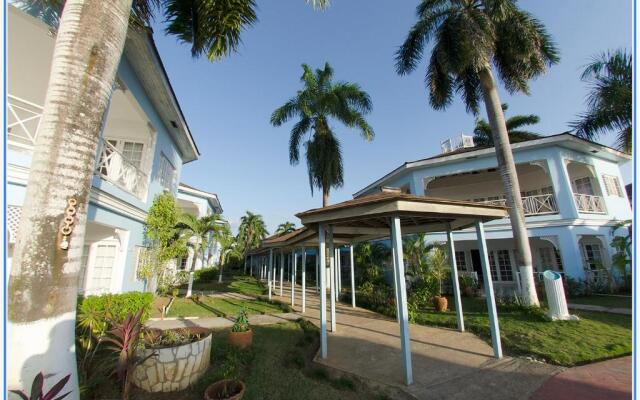 Beachcomber Club
