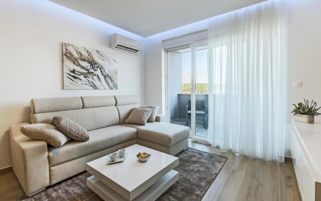 Stunning Apartment in Pula With Wifi and 2 Bedrooms