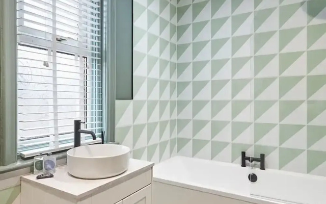 Host Stay Kittiwake House
