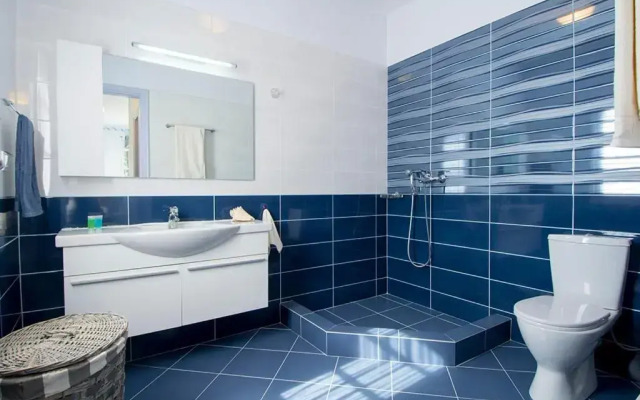 VILLA AELIA in Spetses - charm & convenience, 2min beach
