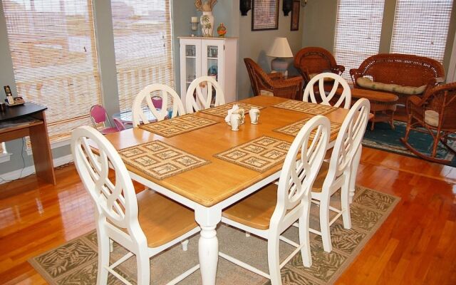 Bingham's Bayside home