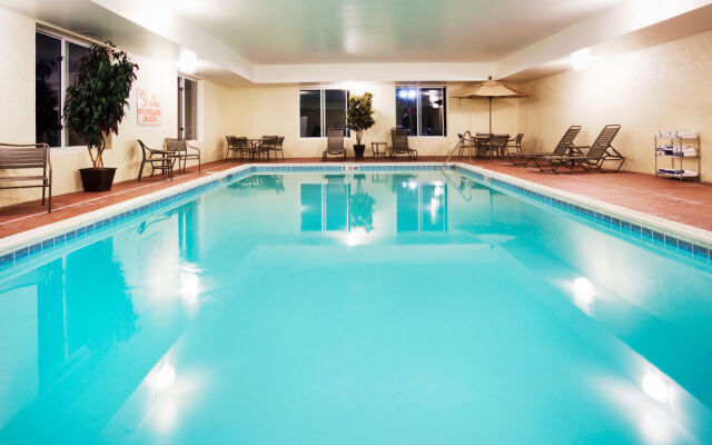 Holiday Inn Express Carrollton