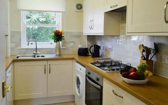 Flat 2 Lonsdale House