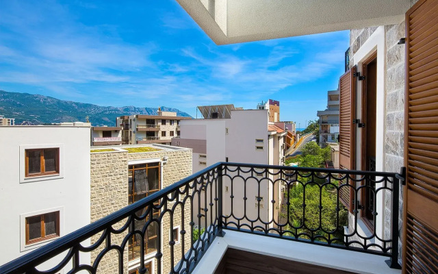 Spaska Apartments
