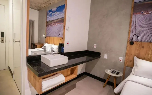 Campos De Holambra Inn