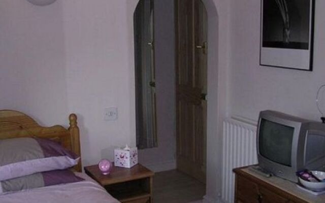 Holly Trees Hotel