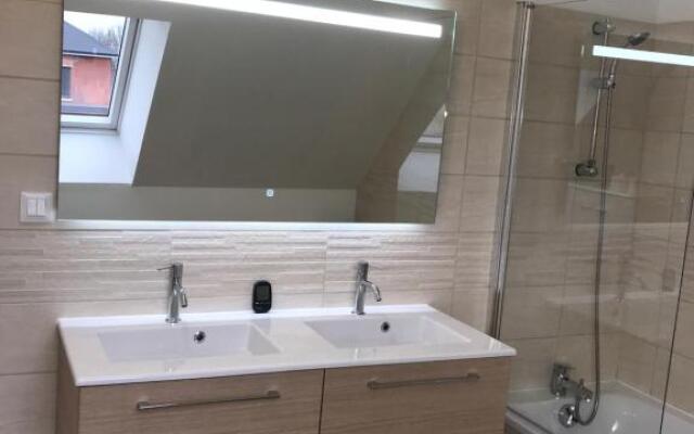 Chambre 2 personnes, lit double