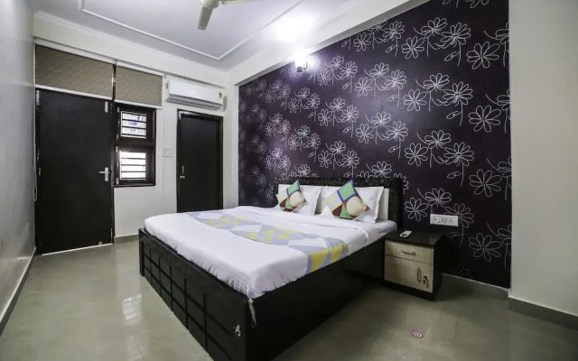 OYO Home 17383 Elegant 3BHK