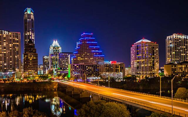 Holiday Inn Austin Midtown by IHG