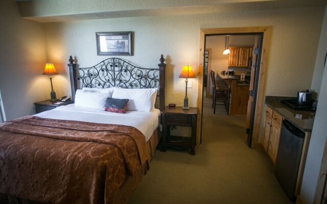 Huge Condo with Stunning Views from Oversized Deck by RedAwning