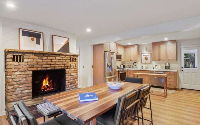 Modern Tahoe Treasure