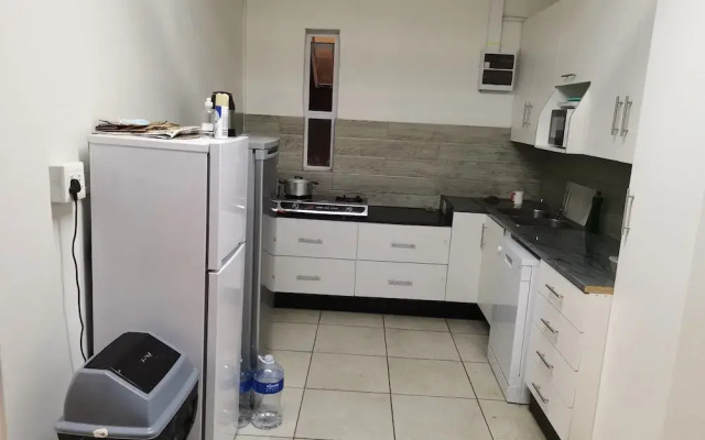 monument western guesthouse