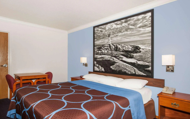 Super 8 By Wyndham Willits