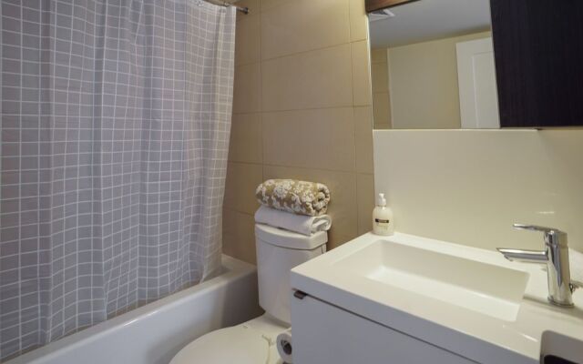 Applewood Suites - Luxury 3 BDRM