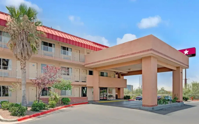 Magnuson Hotel El Paso West