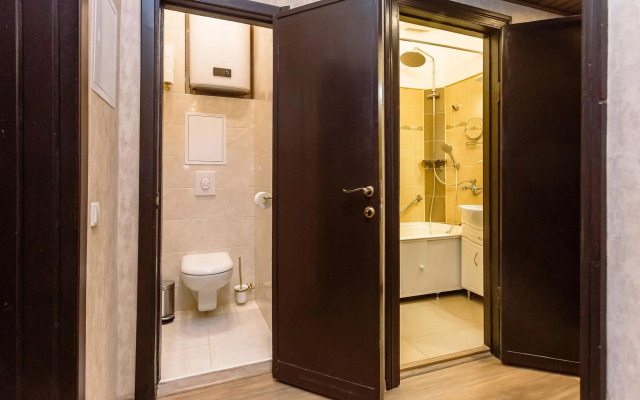 Апартаменты на набережной Лейтенанта Шмидта