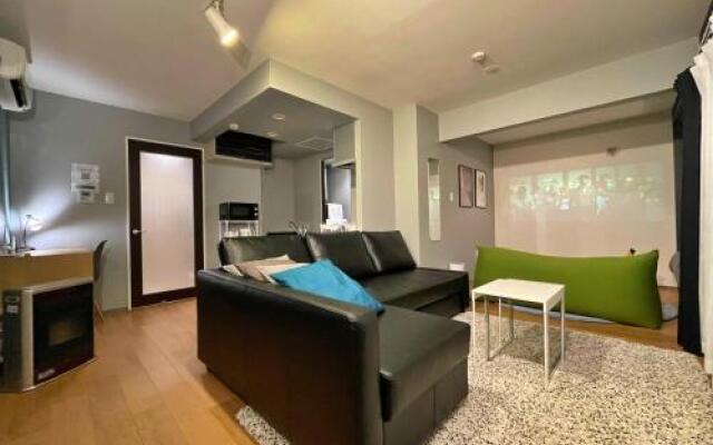 Glass Shiseikan Room403