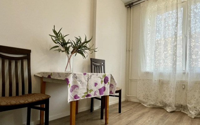 Apartments on Utochkina street 7k1