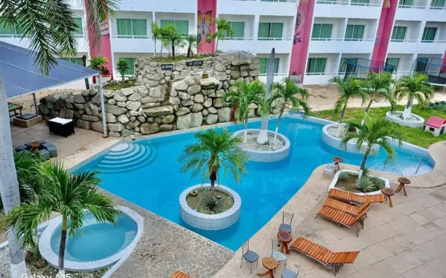 Hotel La Isla Huatulco H