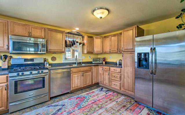 Patio, Grill & Yard: Cozy Denver Abode!