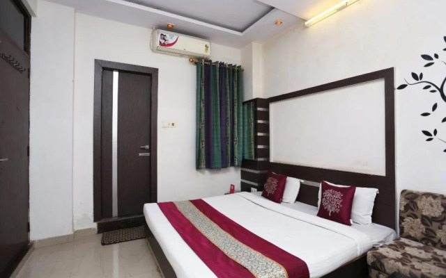Hotel Kanha Palace By OYO