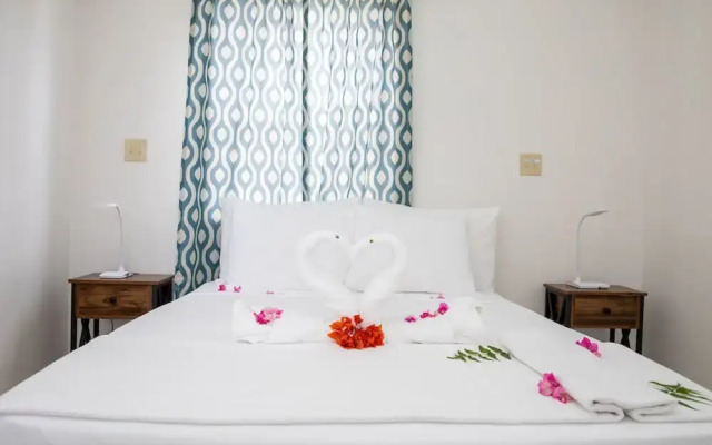 Neem View Apartments Antigua