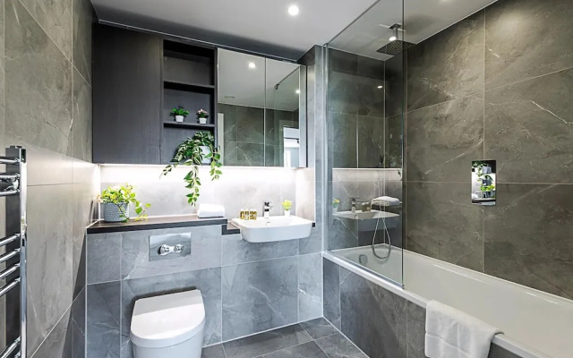 Luxurious West London Apartment