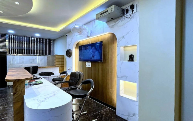 Hotel Vrinda Niddhivan- near Prem mandir