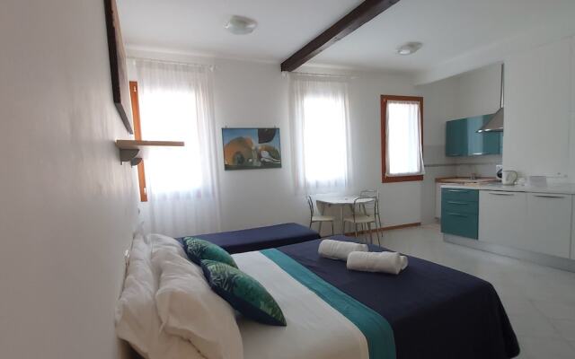 Veneziacentopercento Rooms & Apartments