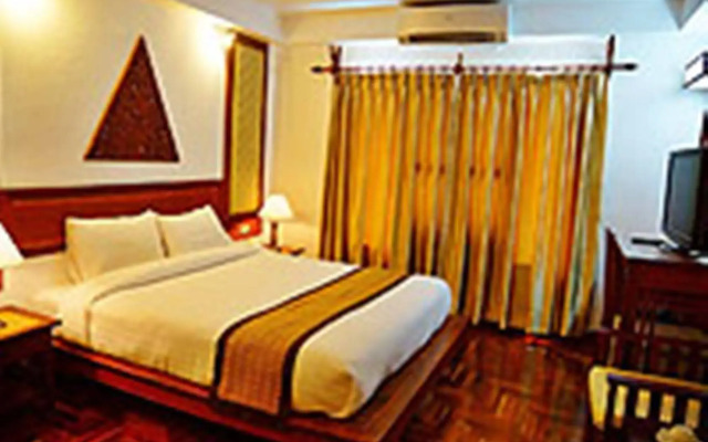 Chanthapanya Hotel