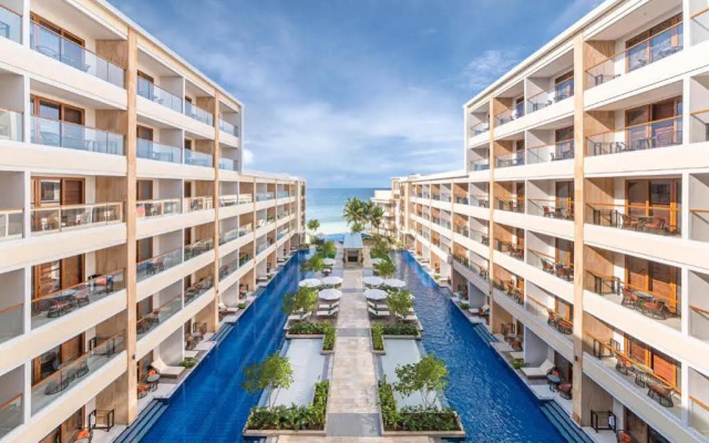 Henann Premier Coast Resort