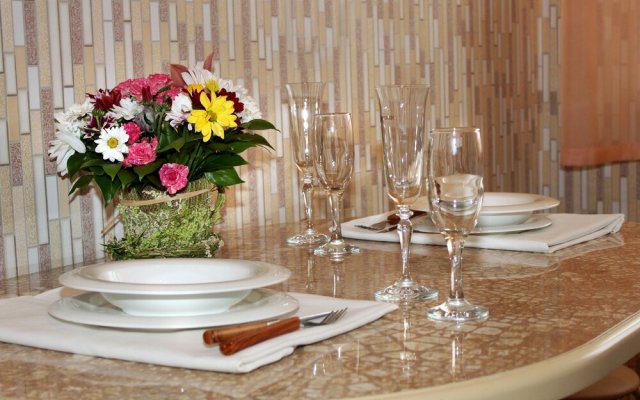 Sakvoyage Lenin Avenue 45