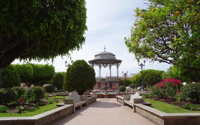 Mesón de Santa Elena Hotel Galeria