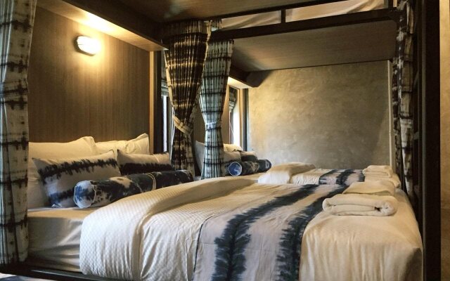 The Chic Lipe - Hostel