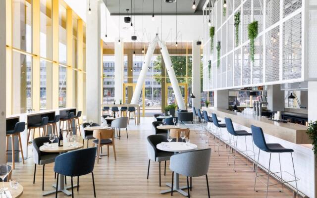 Holiday Inn Express Amsterdam - North Riverside by IHG