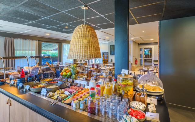 Campanile NATURE - Dijon Est Saint-Apollinaire