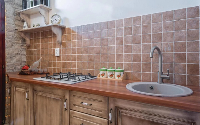 Amazing Home in Dobrani With Wifi and 2 Bedrooms