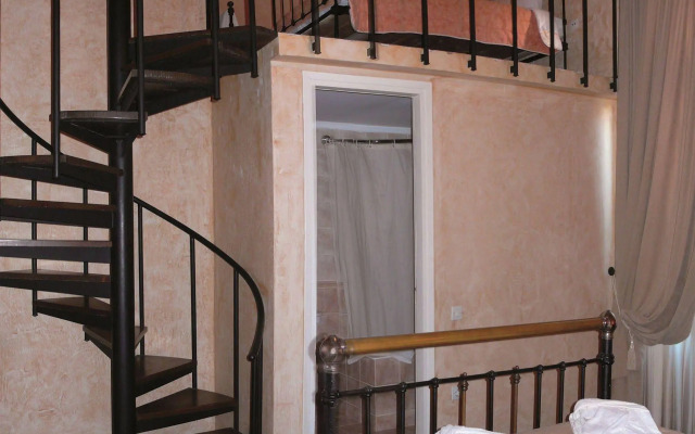 Nafsimedon Hotel
