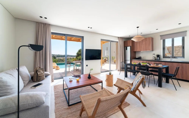 Massari Hills- Villa Nobu 4