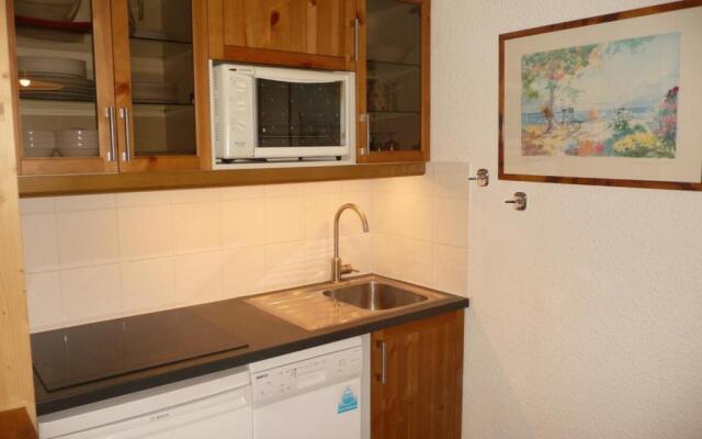 Appartement La Tania, 2 pièces, 5 personnes - FR-1-513-7