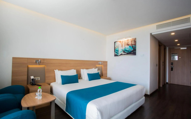 Fredj Hotel
