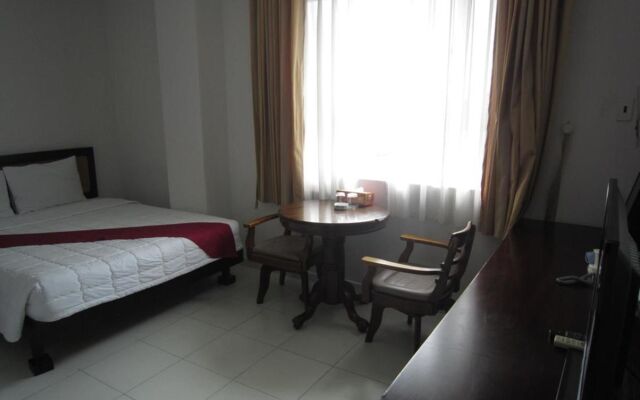 Modern SaiGon Hotel 2